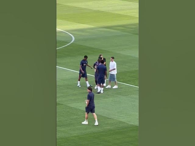 Video thumbnail for 🟦🟥 Nico Williams, Lamine Yamal… AMIGOS!!! #fcbarcelona #nicowilliams #lamineyamal #futbol