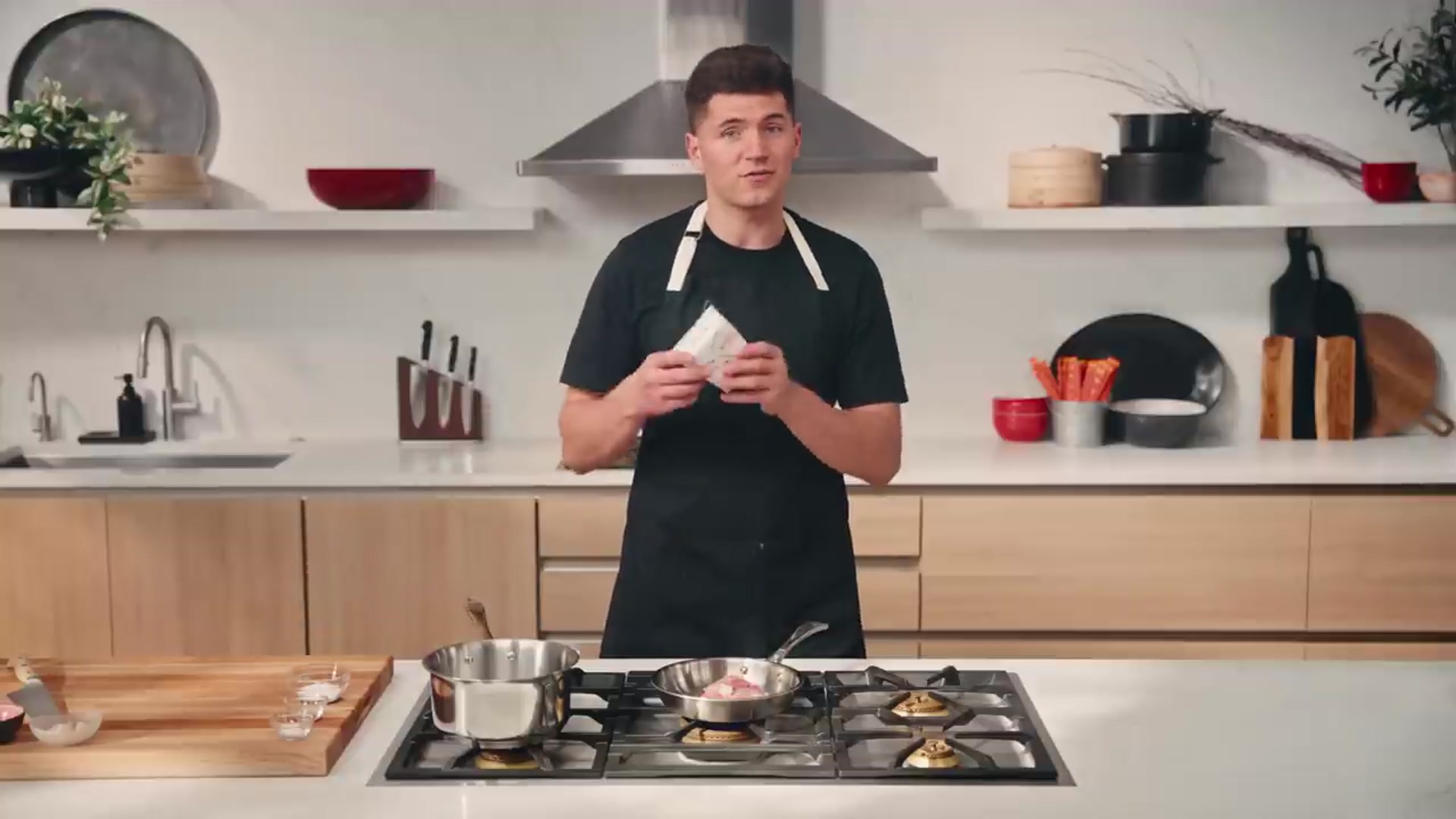 Video thumbnail for Easy Egg Fried Rice (Better Than Takeout)(720P_HD)