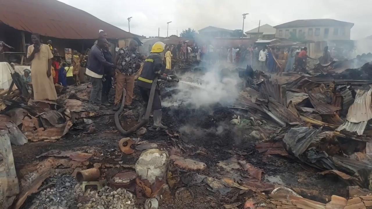 Video thumbnail for Nigeria: Fire destroys shops at popular market in southwestern Nigeria.