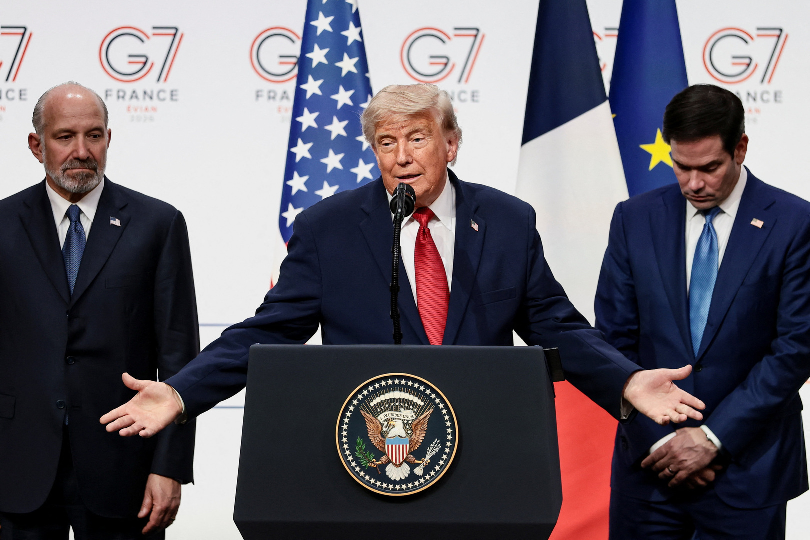 Video thumbnail for Trump eyes US-Iran ‘peace deal’ signing