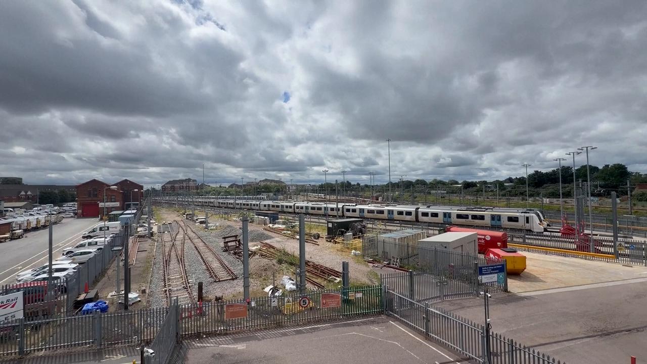 Video thumbnail for UK: Bedford train crash leaves 1 killed, 99 injured.