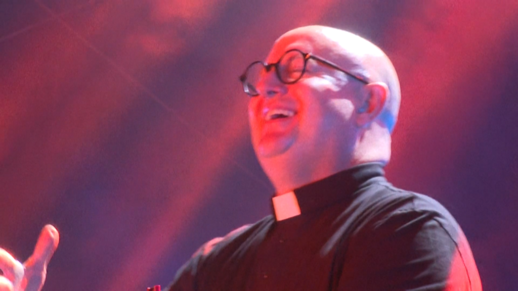 Video thumbnail for Portugal: meet the DJ priest evangelising through electronic music