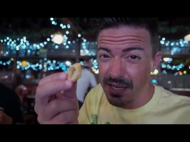 Video thumbnail for Mama Melrose's Ristorante Italiano Disney World