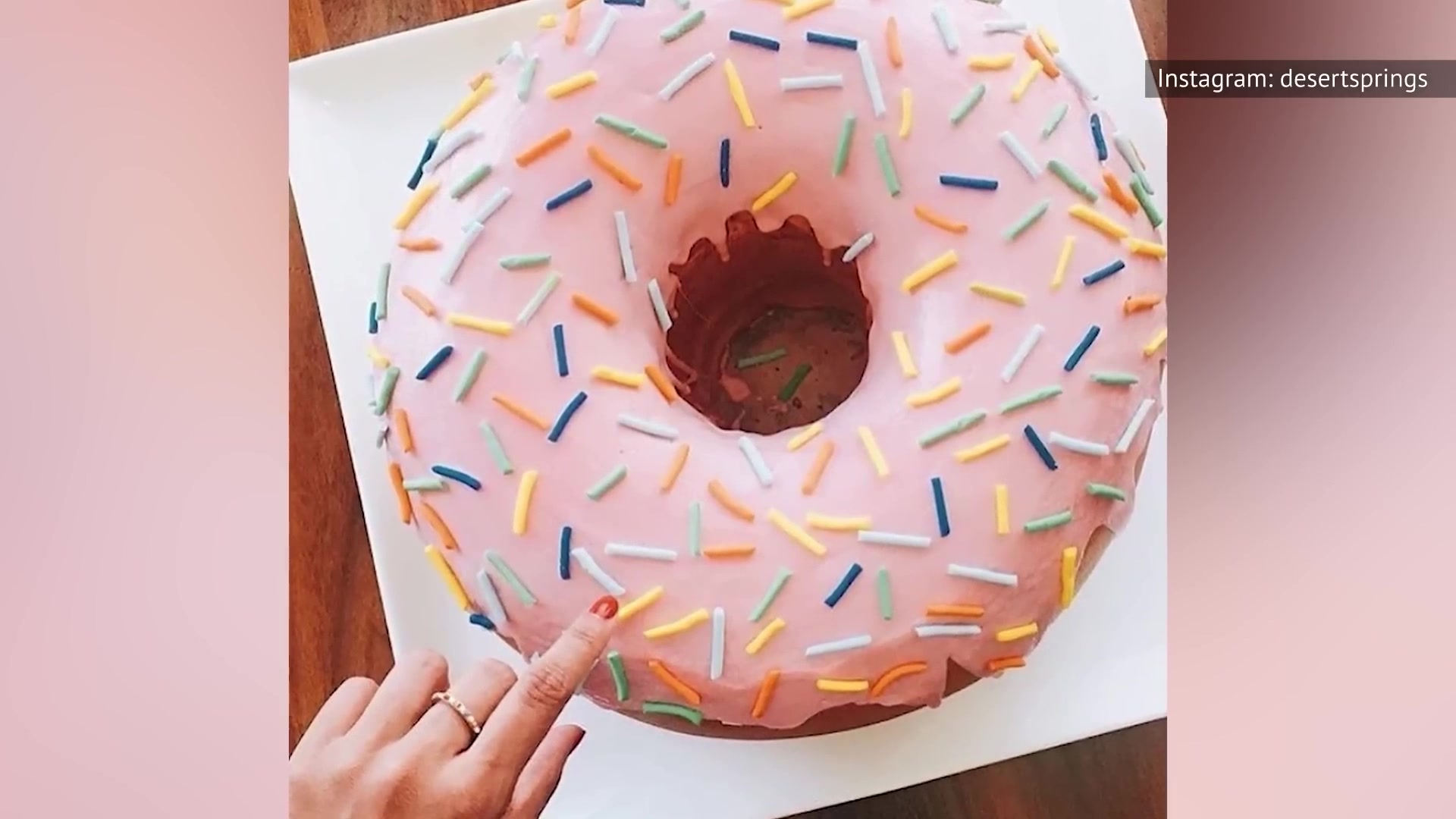 Video thumbnail for Giant Foods You Need To Eat At Least Once In Your Lifetime