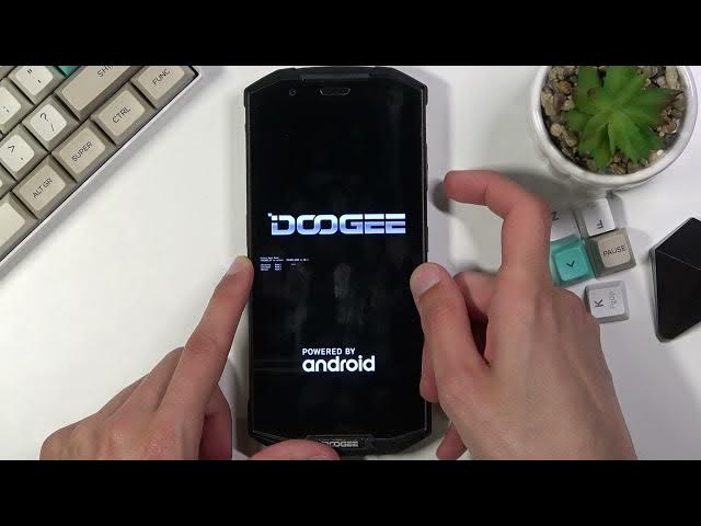 Video thumbnail for How to Bypass Screen Lock on DOOGEE S70 - Hard Reset / Delete Data by Recovery Mode