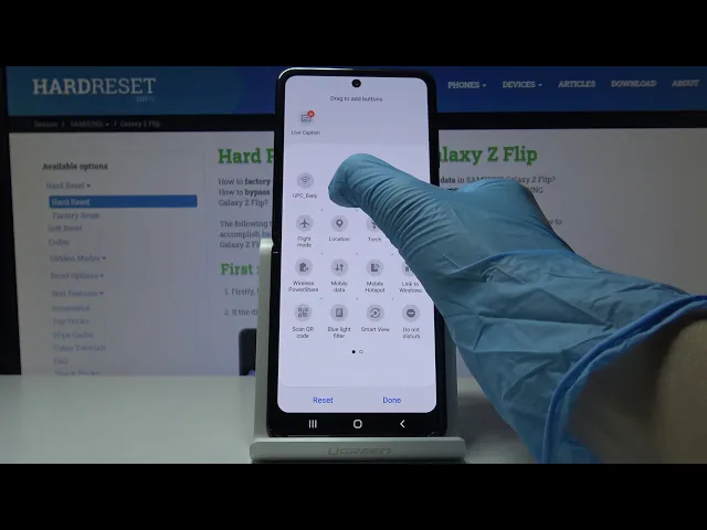 Video thumbnail for How to Customize Upper Button in SAMSUNG Galaxy Z Flip – Change Upper Button Function