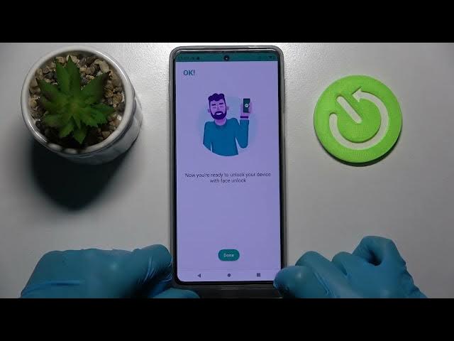 Video thumbnail for How to Set Up Face Unlock on MOTOROLA Edge 20 Pro - Face Recognition