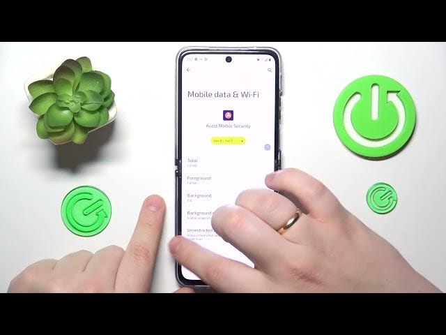 Video thumbnail for How to Clear App Cache and Data on a MOTOROLA Razr 40 Ultra