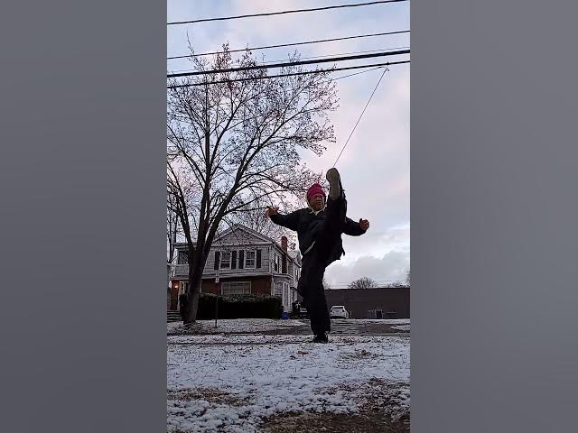 Video thumbnail for KARAOKE\WINTEREDCAROLYN-S'LENA/KARATE