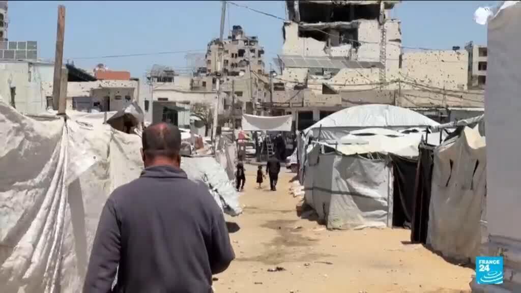 Video thumbnail for Gaza: expanding Israeli military zone fuels fears of long-term control