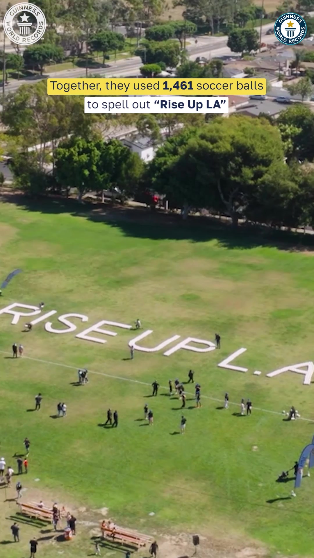 'Video thumbnail for Largest soccer ball sentence - 1,461 balls by PNC Bank'