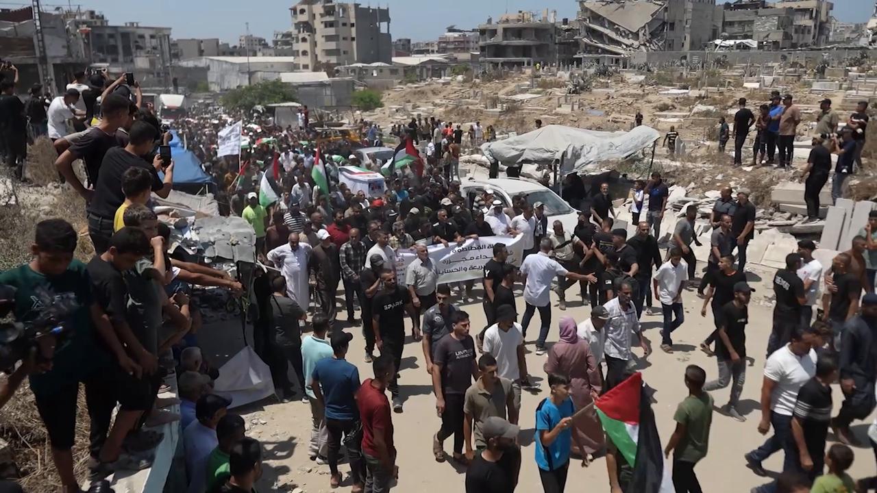 Video thumbnail for Mass Funeral Held In Gaza 7.