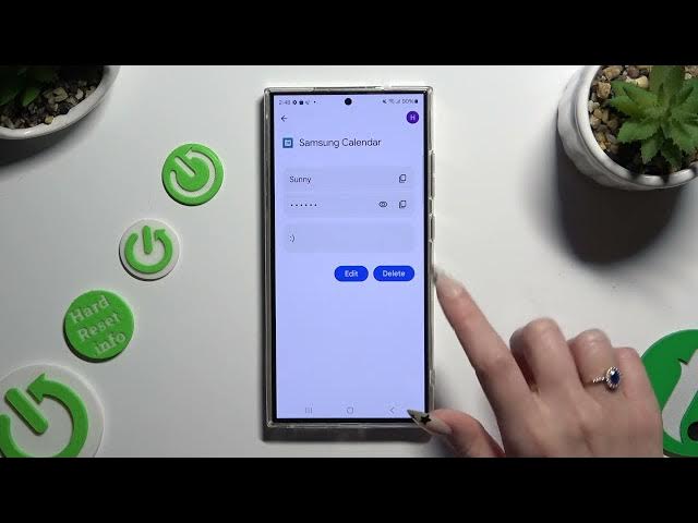 Video thumbnail for How to Edit Saved Google Passwords on SAMSUNG Galaxy S24 Ultra - Set Up Autofill Password Feature
