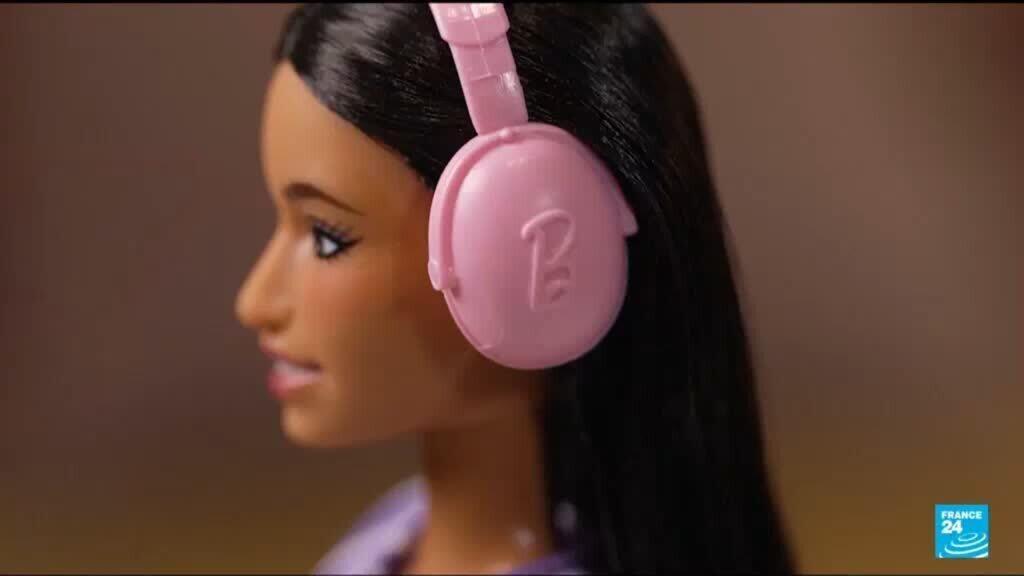 Video thumbnail for Mattel adds an autistic Barbie to doll line devoted to showcasing diversity and inclusion