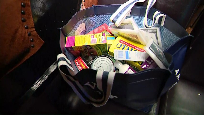 Video thumbnail for Brentwood bakery collects donations for earthquake victims in Colombia 