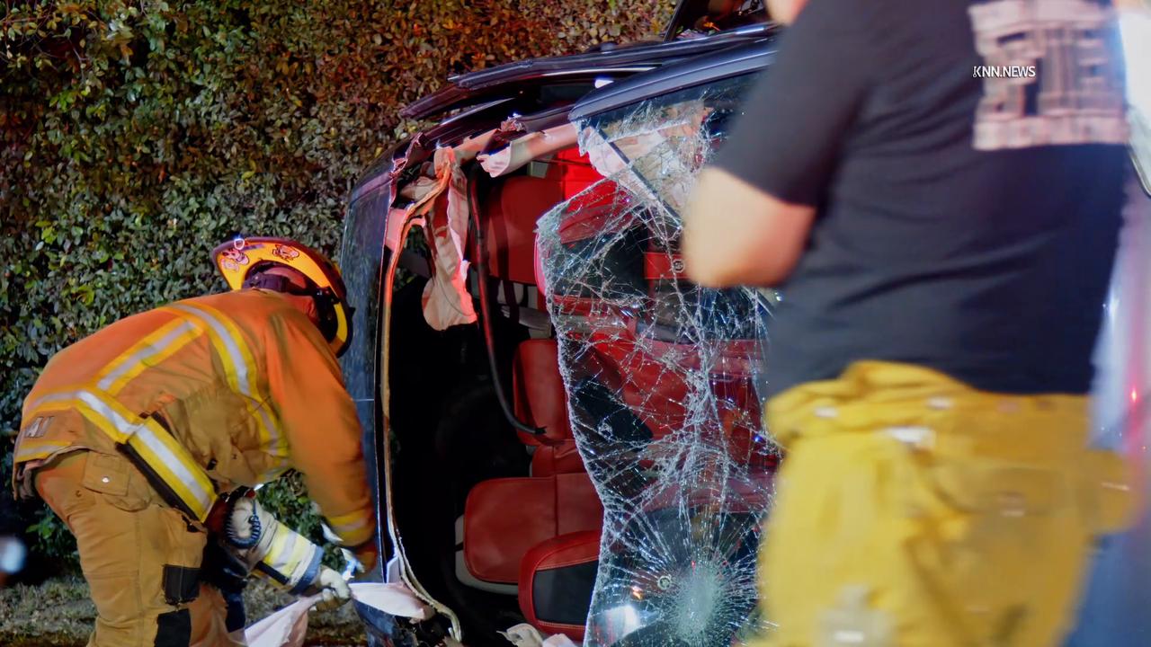 Video thumbnail for US, Los Angeles: Brentwood Extrication Crash.