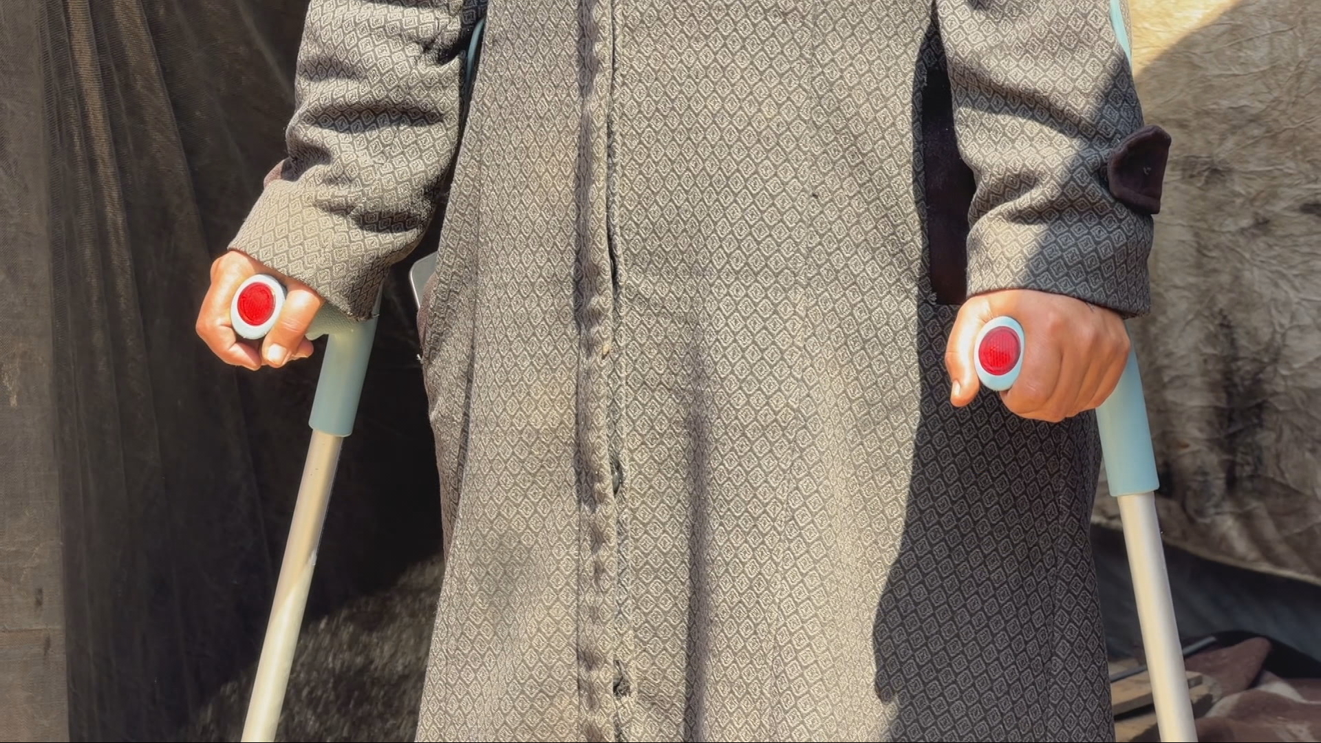 Video thumbnail for Gaza’s patients remain trapped: WHO says 18,000 people need medical evacuation