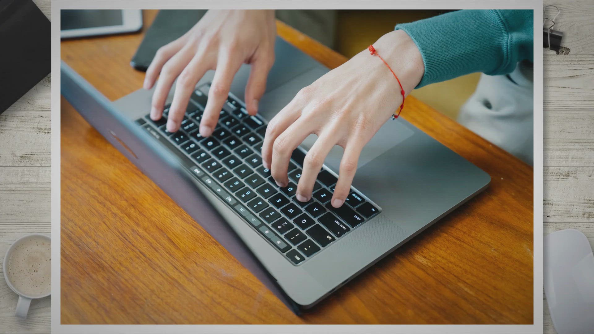 Video thumbnail for The Convenience of Submitting Your CV Online: A Modern Approach