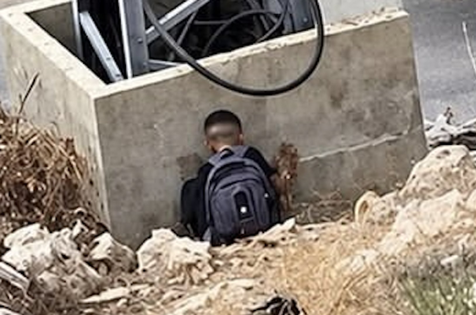 Video thumbnail for Al Jazeera speaks to Palestinian schoolboy from viral photograph