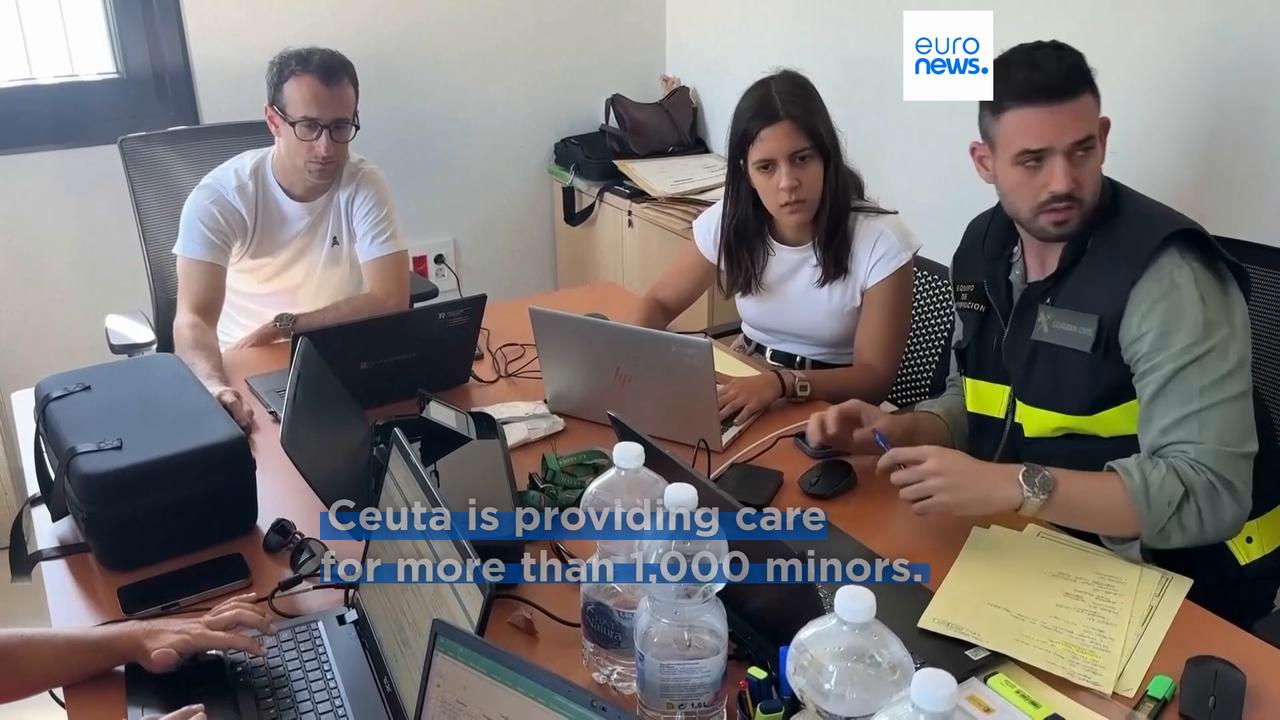Video thumbnail for Reports: Spanish authorities concerned over possible Ceuta migrant crossing on 15 August