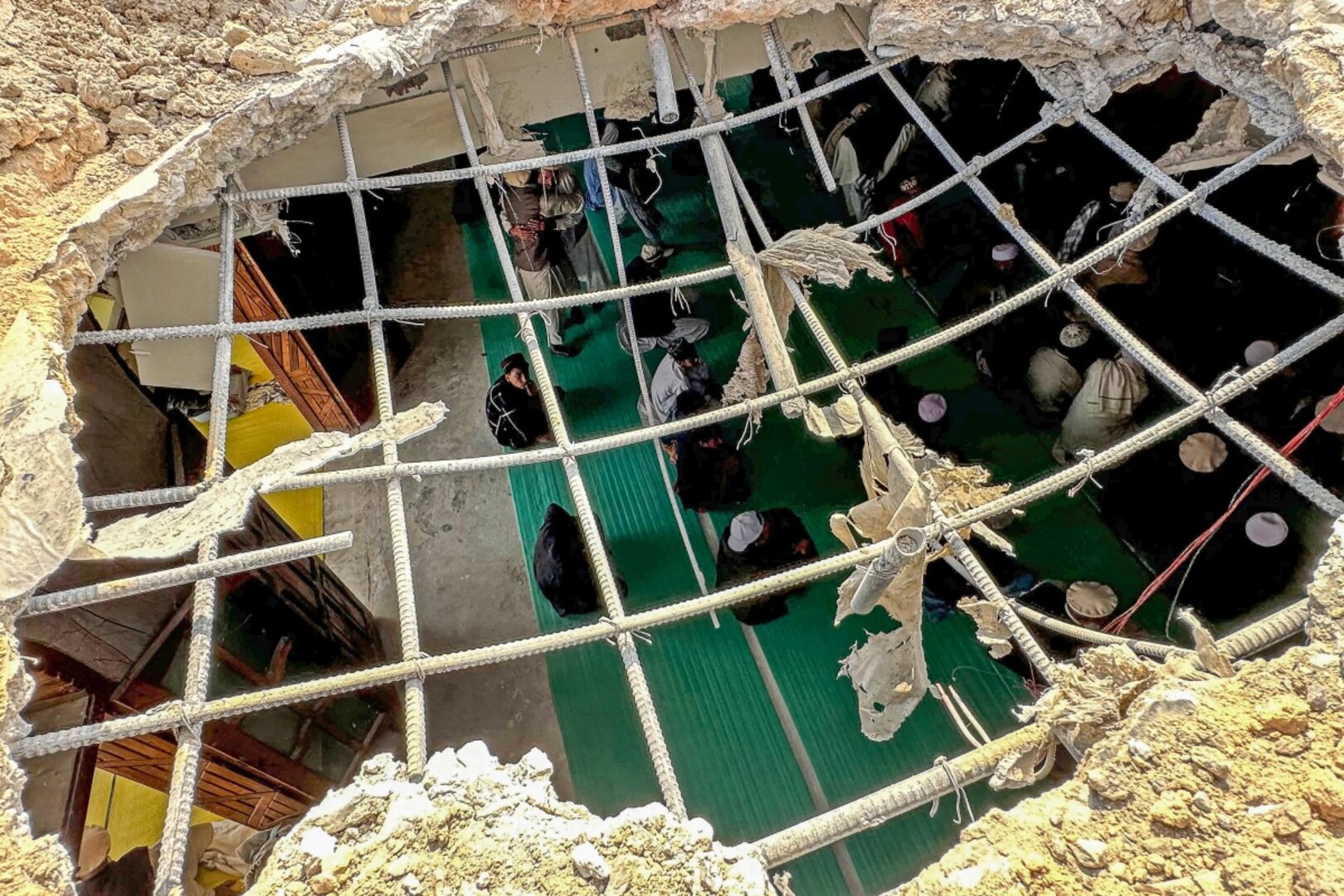 Video thumbnail for Afghanistan-Pakistan fighting: Pakistan launches air strikes and declares 'open war'