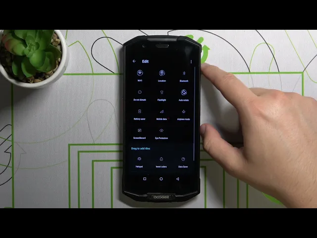 Video thumbnail for Customize Notification Bar Icons - Notification Panel Shortcuts on DOOGEE S70