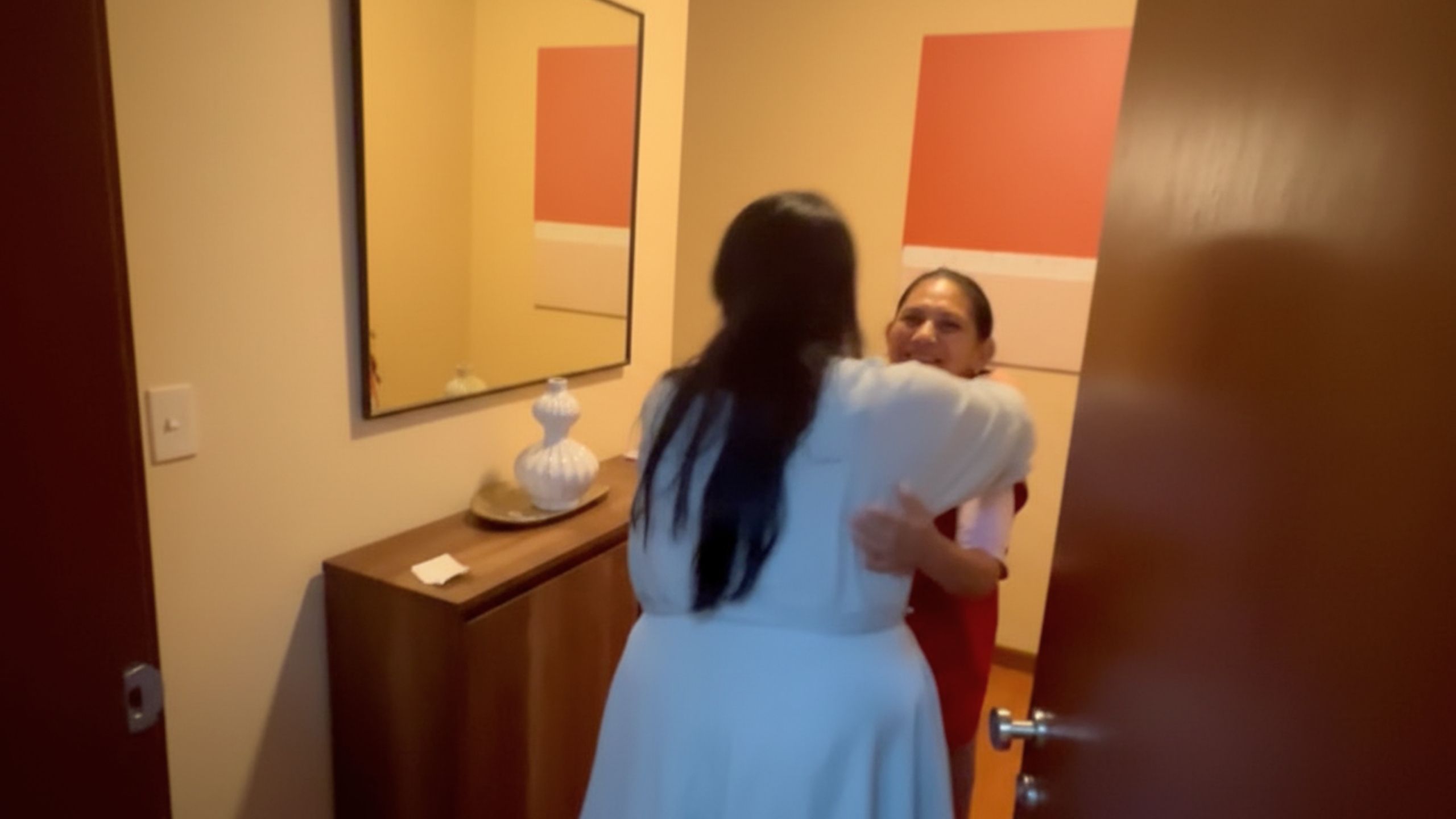 Video thumbnail for Daughter Who Was Adopted To The U.S. Has Emotional Reunion With Biological Mom After 32 Years