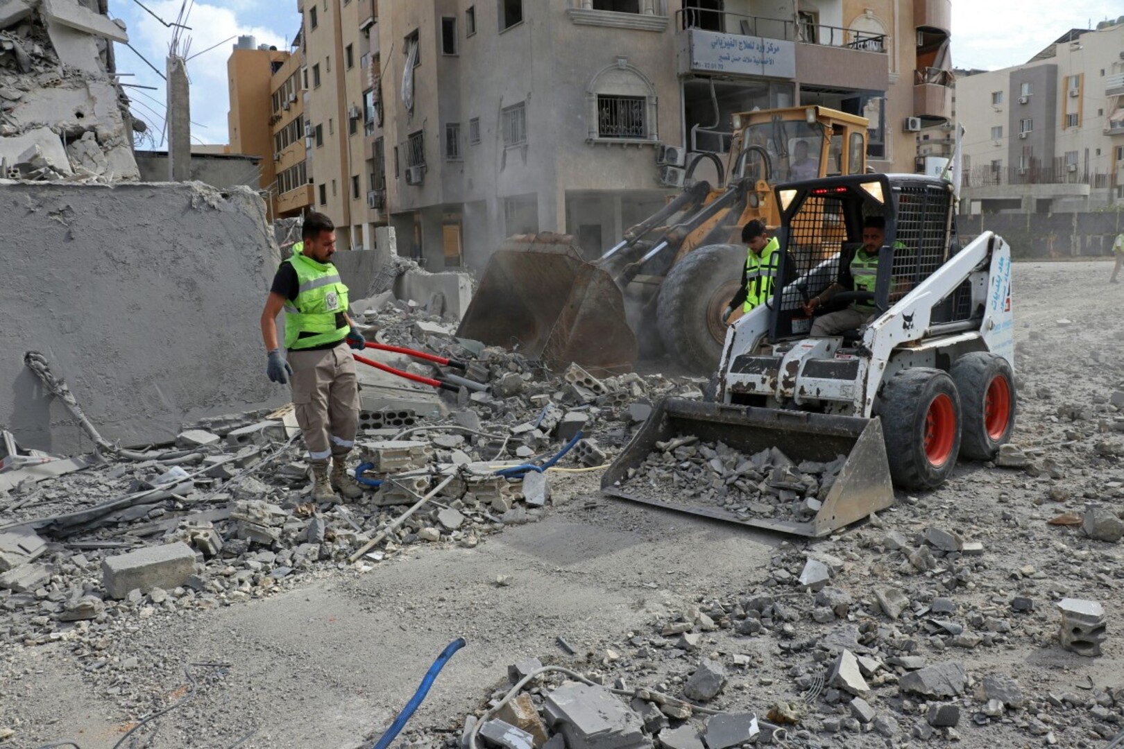 Video thumbnail for Lebanon's internally displaced: More than one million forced from homes by Israel