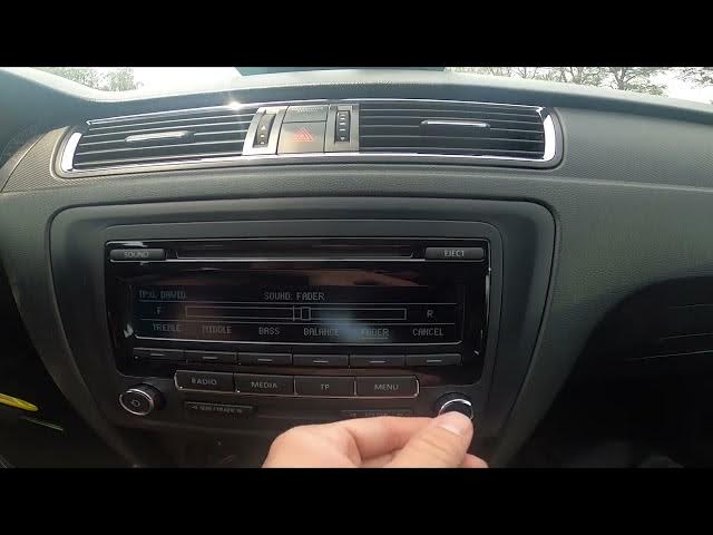 Video thumbnail for How to Enter and Manage Radio Equalizer in Seat Toledo IV ( 2012 – 2018 )