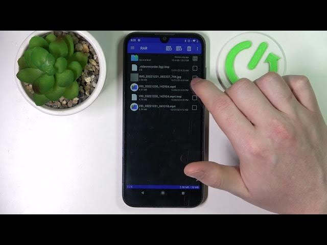 Video thumbnail for How To Pack Files Into Rar & Zip Archives on MOTOROLA Moto E6s
