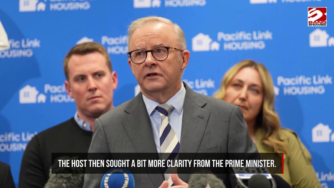 Video thumbnail for Australia's PM issues an unequivocal apology to Kylie Minogue