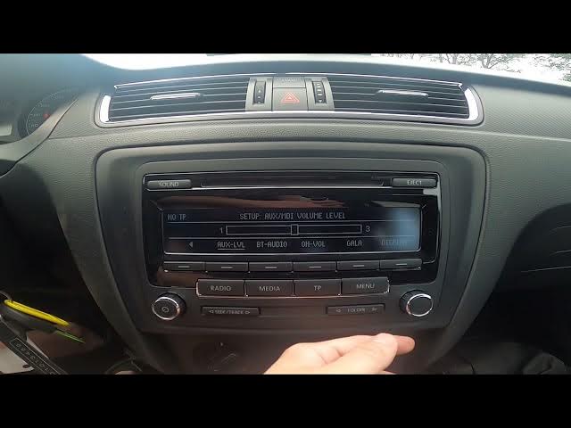 Video thumbnail for How to Change AUX Input Level in Seat Toledo IV ( 2012 – 2018 ) - Manage AUX Input