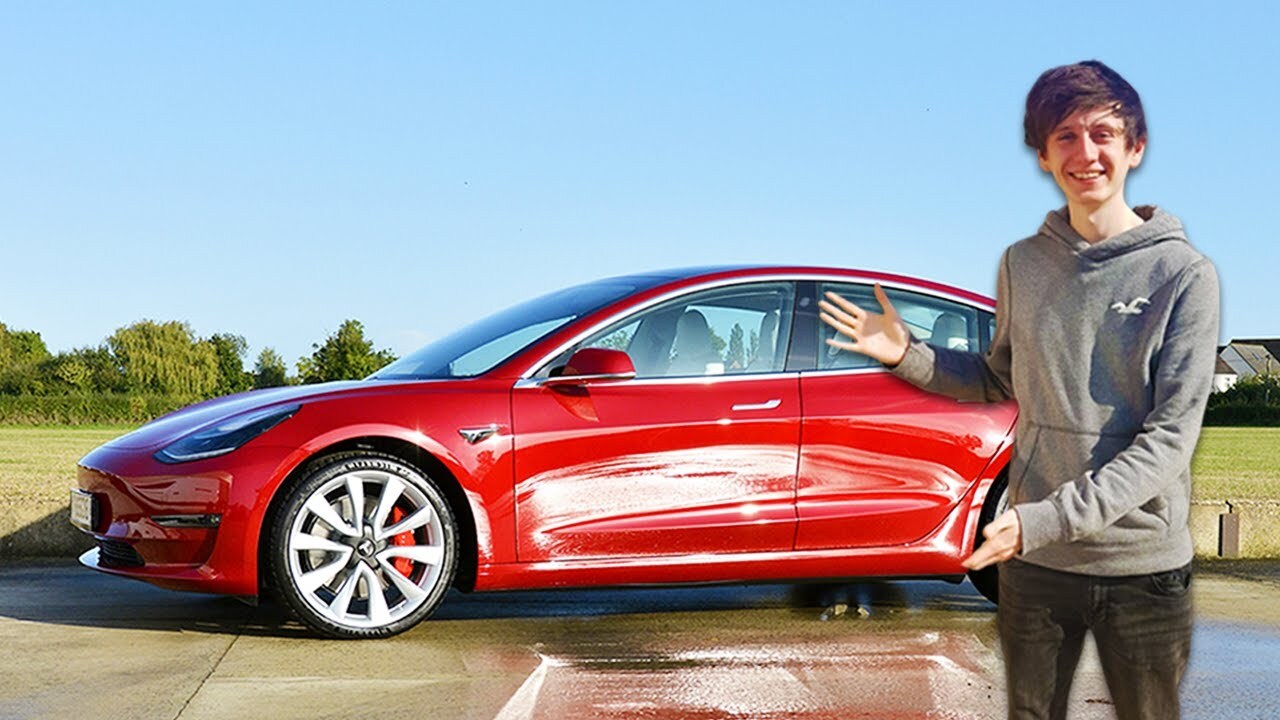 Video thumbnail for Why I bought a £50,000 Tesla Model 3 at 23 years old