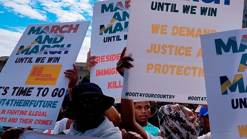 Video thumbnail for Nigerians seek return from South Africa amid xenophobia concerns