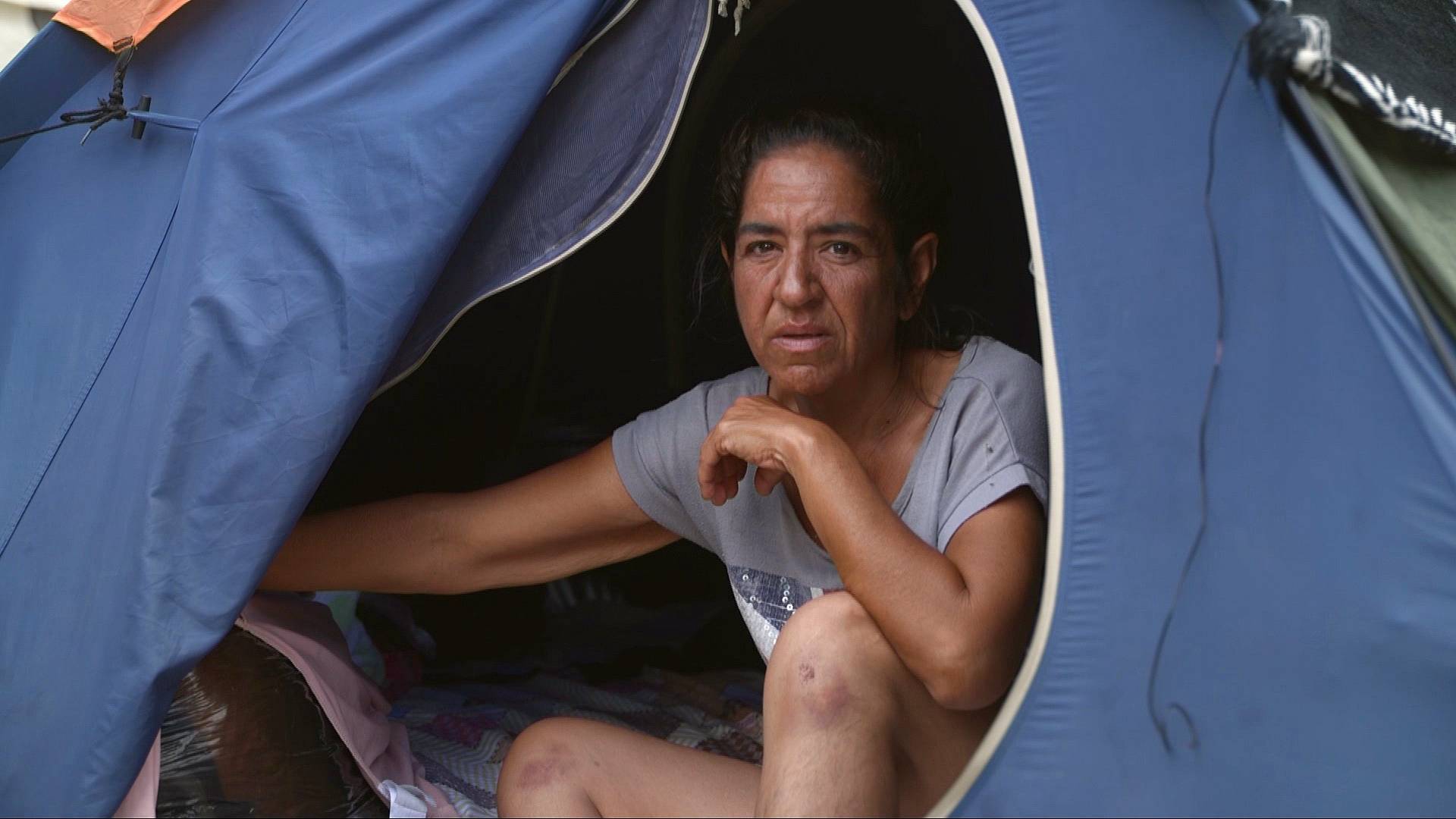 Video thumbnail for Venezuela earthquakes displace thousands as families shelter in Caracas parks