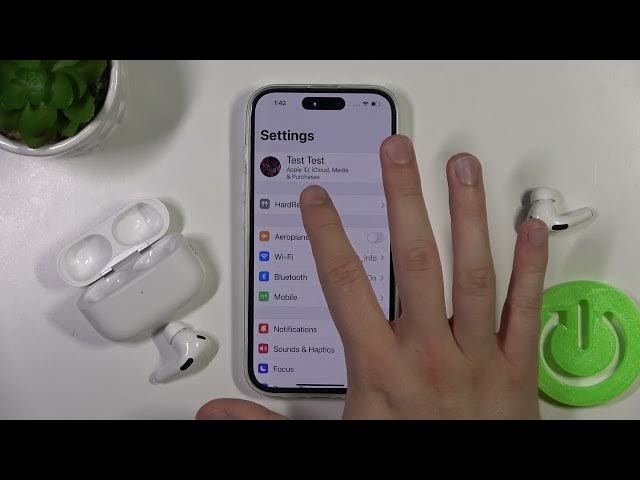 Video thumbnail for How to Set Balance on AirPods Pro 2 USB C?