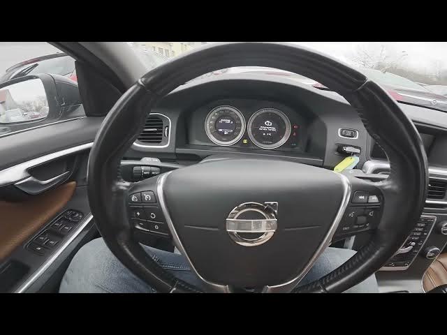 Video thumbnail for Volvo S60 II (2010-2019) – How to Fold and Unfold Side Mirrors