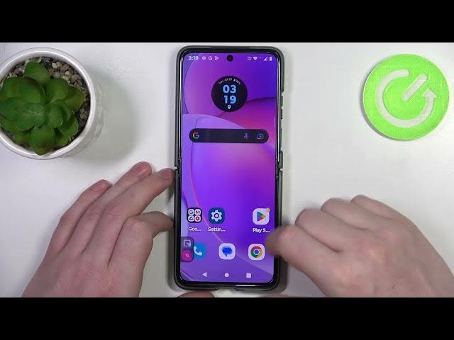 Video thumbnail for How to Add Website Shortcut Icon To Homescreen on Motorola Razr 40