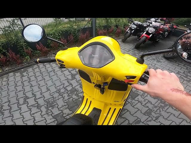 Video thumbnail for How to Turn On or Off Traction Control in Vespa GTS ( 2005 - now ) | Enable or Disable Traction