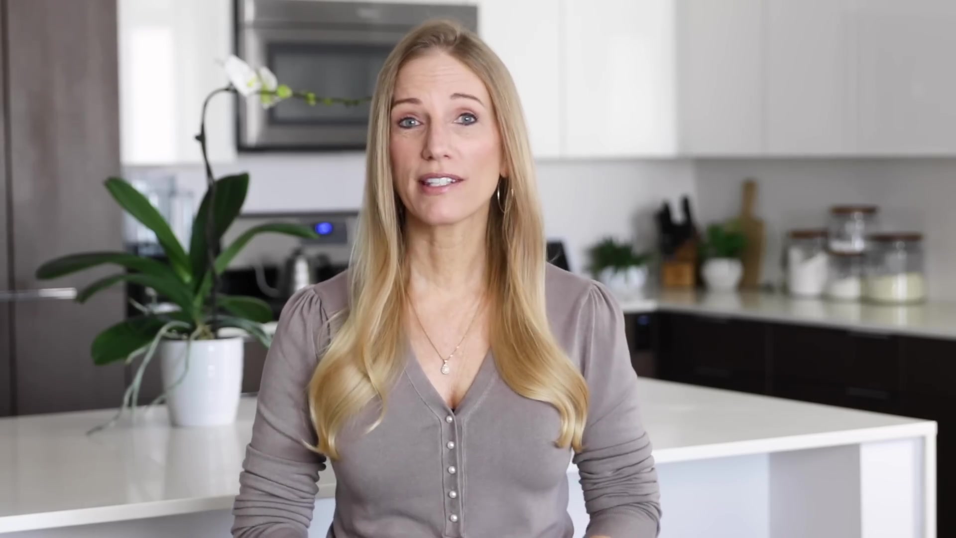 Video thumbnail for 120.BAKED HALIBUT ¦ my favorite 15-minute halibut recipe (1080p 24fps)