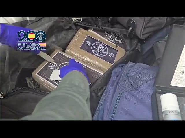 'Video thumbnail for Police in Marbella seize nearly tonne of cocaine in the back of a van'