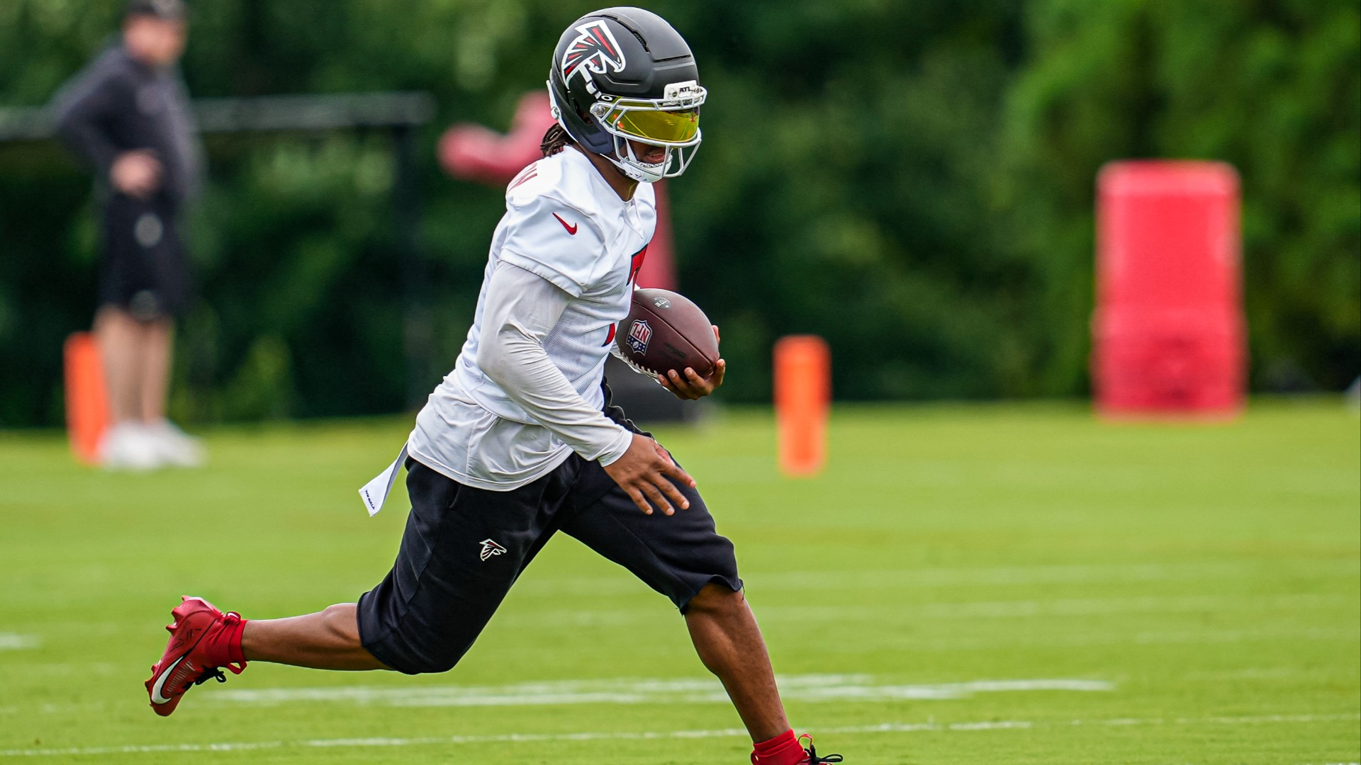 Video thumbnail for Bijan Robinson's Big Deal Changes NFL Pay for Running Backs