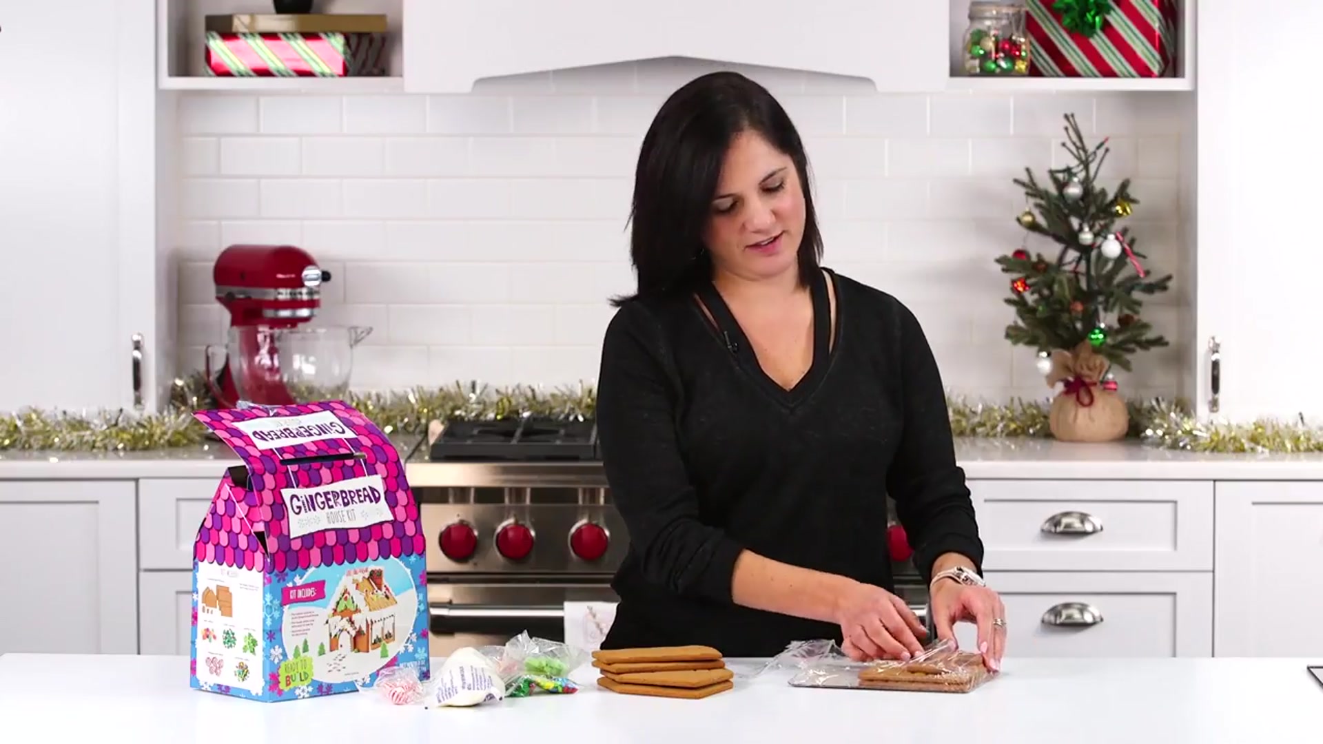 Video thumbnail for Mom Makes a Christmas Gingerbread House   Mom Vs.   Well Done(720P HD)