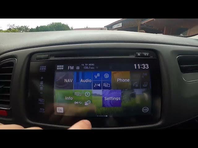 Video thumbnail for How to Change Refresh Time of System in Honda HR-V II ( 2015 - 2021 )