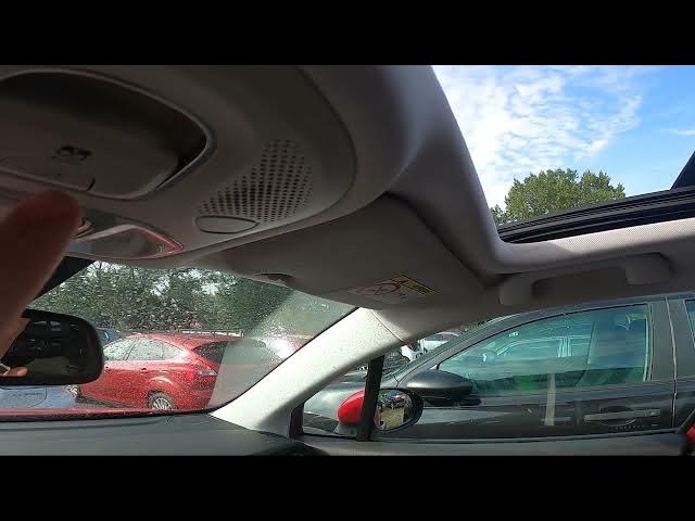 Video thumbnail for How to Open the Roof in Fiat 500X Crossover ( 2014 – 2018 ) | Manage Sunroof