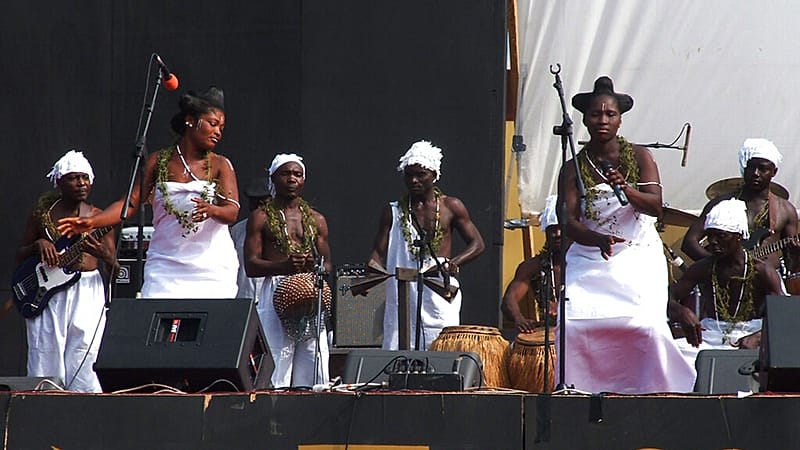 Video thumbnail for Highlife: the rhythm that defines Ghanaian life