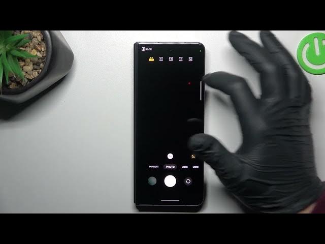 Video thumbnail for How to Modify the Camera Aspect Ratio on SAMSUNG Galaxy Z Fold5