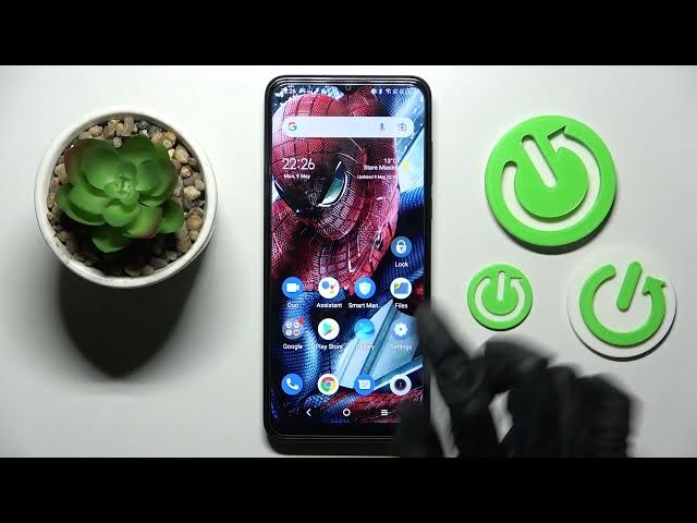 Video thumbnail for TCL 306 - How To Clean Storage