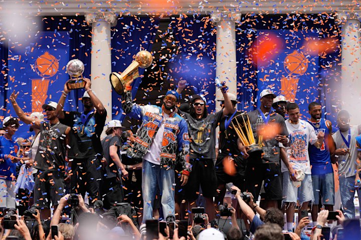 Video thumbnail for Thousands of fans pack NYC streets for Knicks NBA championship parade