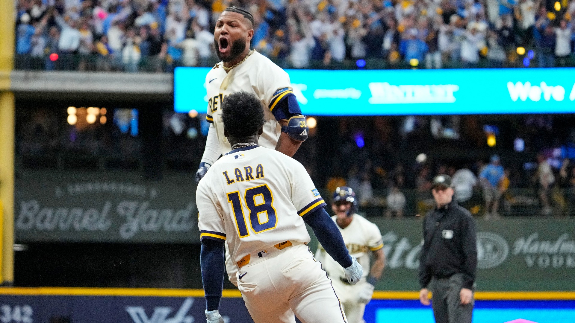 Video thumbnail for Padres vs. Brewers Game 3 in San Diego: A Critical Matchup